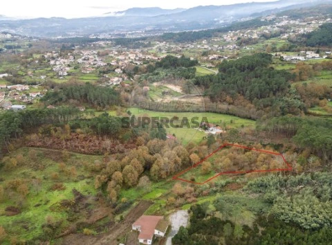 Terreno em Adoufe e Vilarinho de Samardã, Vila Real