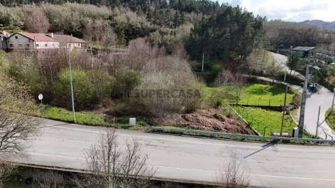 Terreno em Montalegre e Padroso, Montalegre