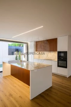 Moradia T4 em Turiz, Vila Verde