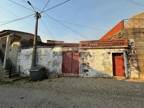 Moradia T1 em São Pedro de Agostem, Chaves