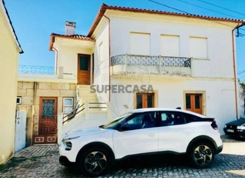 Moradia T4 em Valença, Cristelo Covo e Arão, Valença