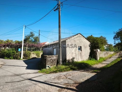 Moradia T0 em Cabaços e Fojo Lobal, Ponte de Lima