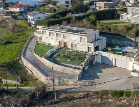 房子 3 卧室 在 Abação e Gémeos, Guimarães