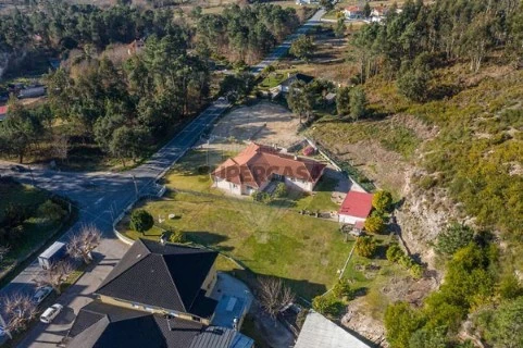 Moradia T3 em Fontoura, Valença