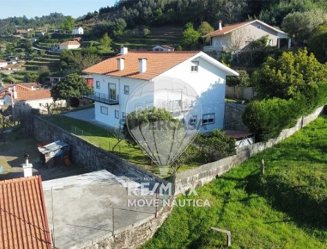 Maison 4 Chambres au Verdoejo, Valença