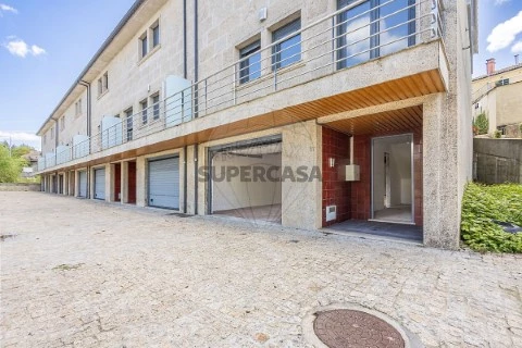 Maison 4 Chambres au Montalegre e Padroso, Montalegre