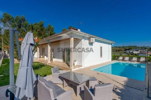 Moradia T3 em Bico, Amares