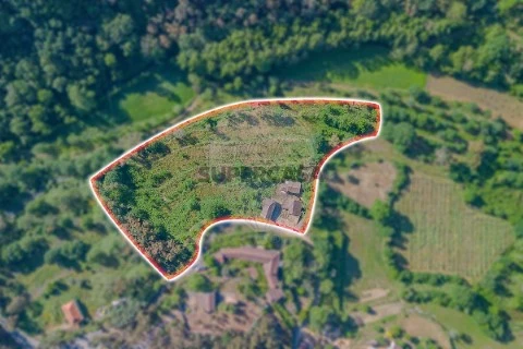 Quinta T0 em Tropeço, Arouca