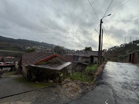 房子 3 卧室 在 Armil, Fafe