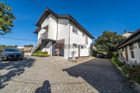 Moradia T4 em Croca, Penafiel