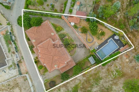 Moradia T4 em Lordelo, Paredes