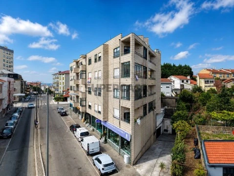 Apartamento T3 em Ermesinde, Valongo