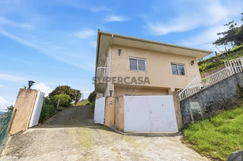 Quinta T2 em Anreade e São Romão de Aregos, Resende