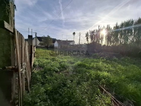 Terreno em Outeiro da Cortiçada e Arruda dos Pisões, Rio Maior