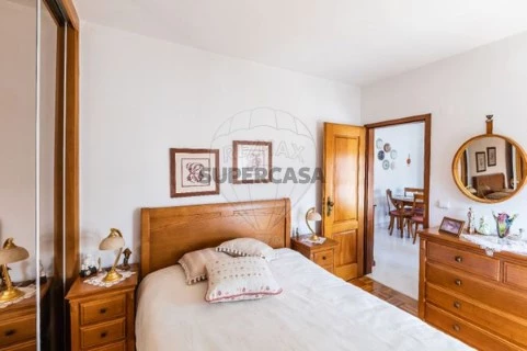 Apartamento T2 em Carnide, Lisboa
