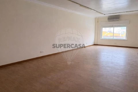 Escritório em Agualva e Mira-Sintra, Sintra