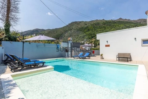Huis 10 kamers Op São Pedro, Manteigas
