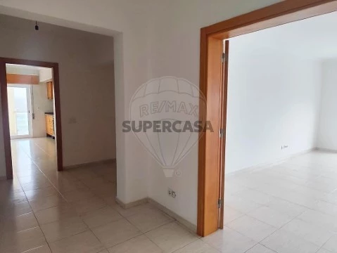 Apartamento T2 na Azambuja, Azambuja