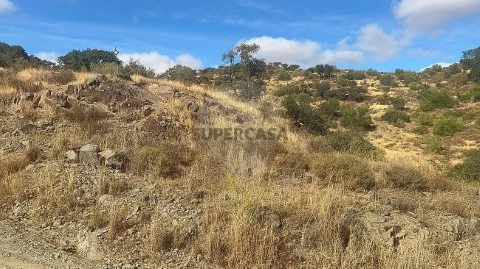 Terreno em Santana de Cambas, Mértola