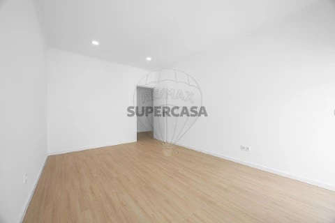 Moradia T3 em Vila Nova da Rainha, Azambuja