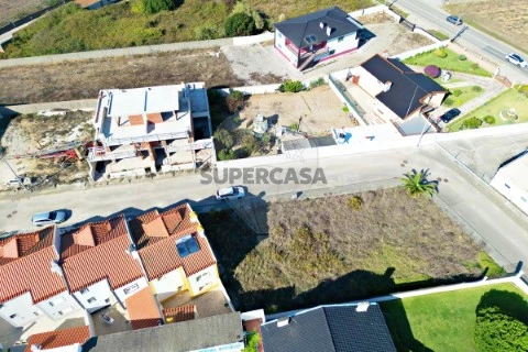 Terreno em Atouguia da Baleia, Peniche