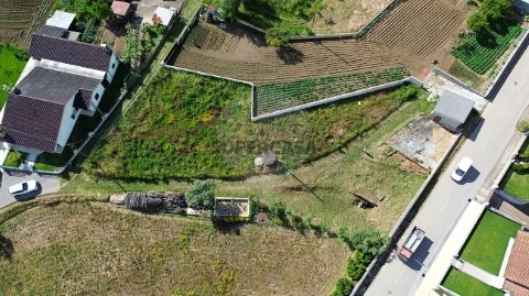 Terreno em Valongo do Vouga, Águeda