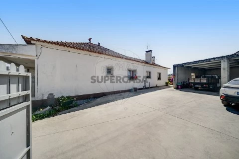 House 3 bedrooms in Bustos, Troviscal e Mamarrosa, Oliveira do Bairro