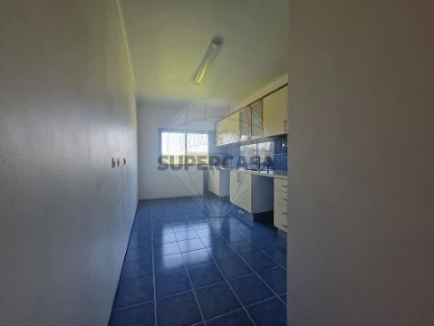Apartamento T3 em Alenquer (Santo Estêvão e Triana), Alenquer