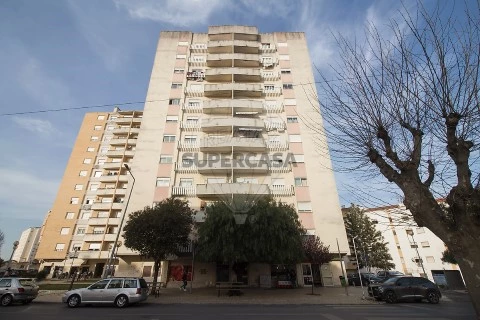 Apartamento T2 em Carregado e Cadafais, Alenquer