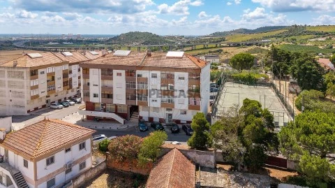 Appartement 2 kamers Op Carregado e Cadafais, Alenquer