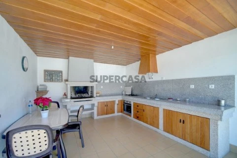 Moradia T4 em Lama de Arcos, Chaves