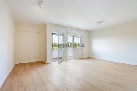 Apartamento T3 em Lumiar, Lisboa