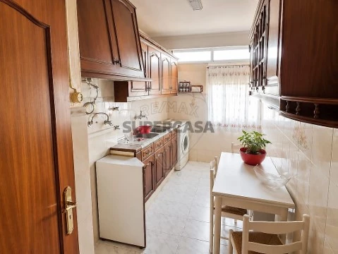 Apartamento T3 em Odivelas, Odivelas