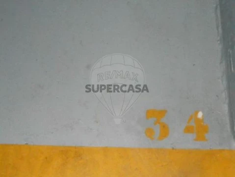 Garagem em Avenidas Novas, Lisboa
