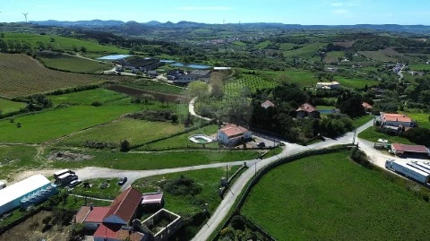 Haus 4 Zimmer auf Santo Quintino, Sobral de Monte Agraço