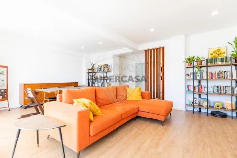 Apartamento T4 em Beato, Lisboa