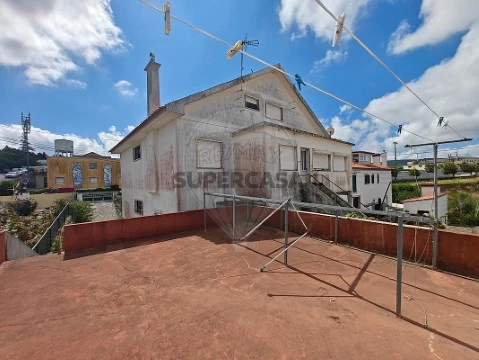 Apartamento T2 em Sobral de Monte Agraço, Sobral de Monte Agraço