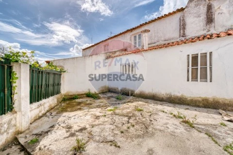 Prédio em Cidade de Santarém, Santarém