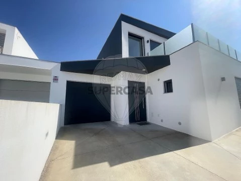 Moradia T4 em Cidade de Santarém, Santarém
