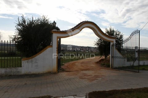 Monte Alentejano T8 em Santo Aleixo, Monforte