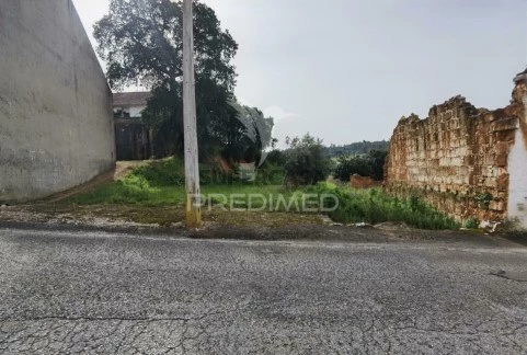 Terreno em Malhou, Louriceira e Espinheiro, Alcanena