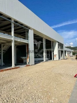 Comercial em Chorente, Góios, Courel, Pedra Furada e Gueral, Barcelos