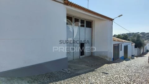 Comercial em Santa Vitória e Mombeja, Beja