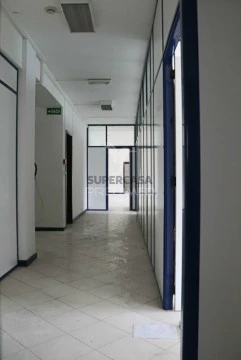 Comercial em Rebordosa, Paredes