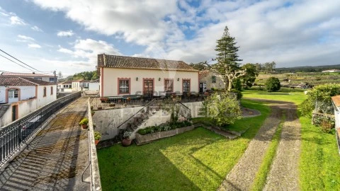 Huis 1 kamer Op São Mateus da Calheta, Angra do Heroísmo