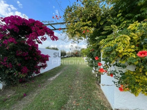 Prédio em Seixas, Caminha