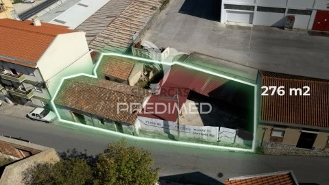 Terreno em Alenquer (Santo Estêvão e Triana), Alenquer