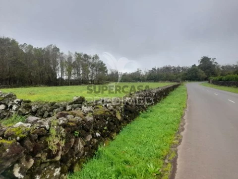 Terreno em Terra Chã, Angra do Heroísmo