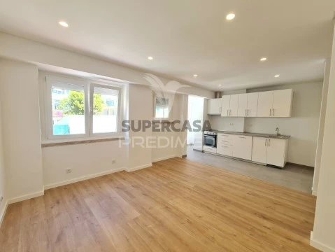 Apartamento T2 em Benfica, Lisboa