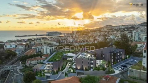 Apartamento T3 em Santa Luzia, Funchal